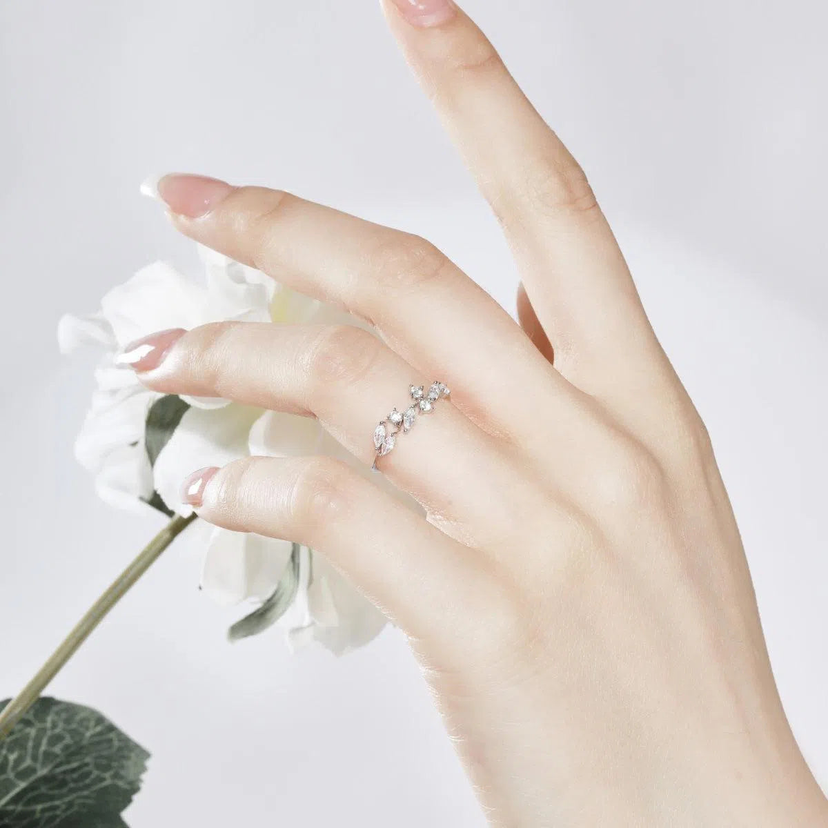 Dainty leaf ring-OrifineJewels