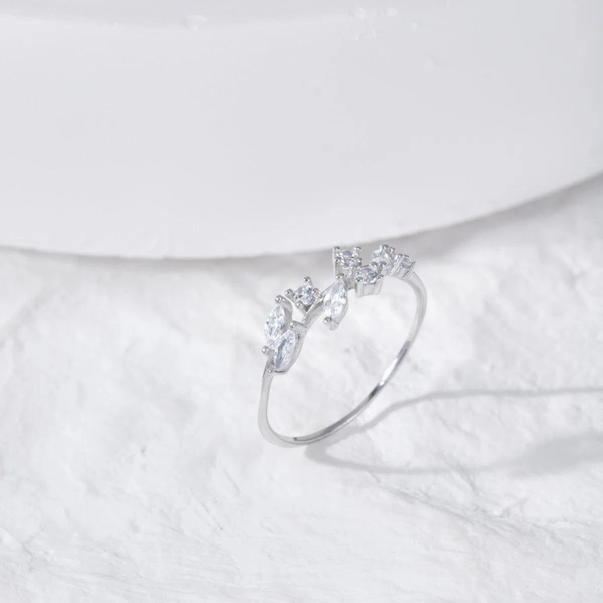 Dainty leaf ring-OrifineJewels