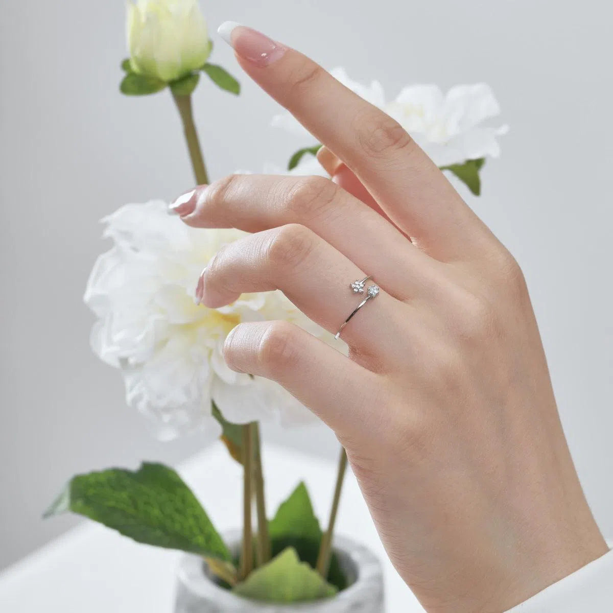 Dainty star adjustable ring-OrifineJewels