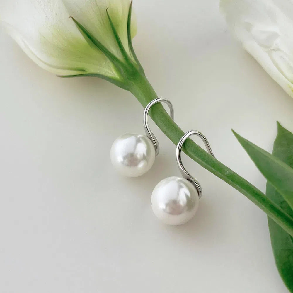 Eldora pearl drop earring-OrifineJewels