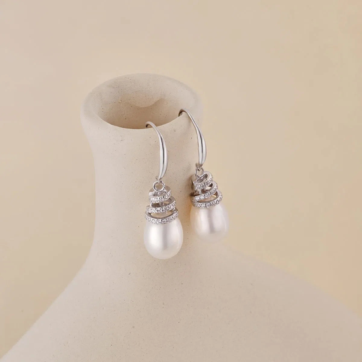 Eldora twist pearl drop earring-OrifineJewels