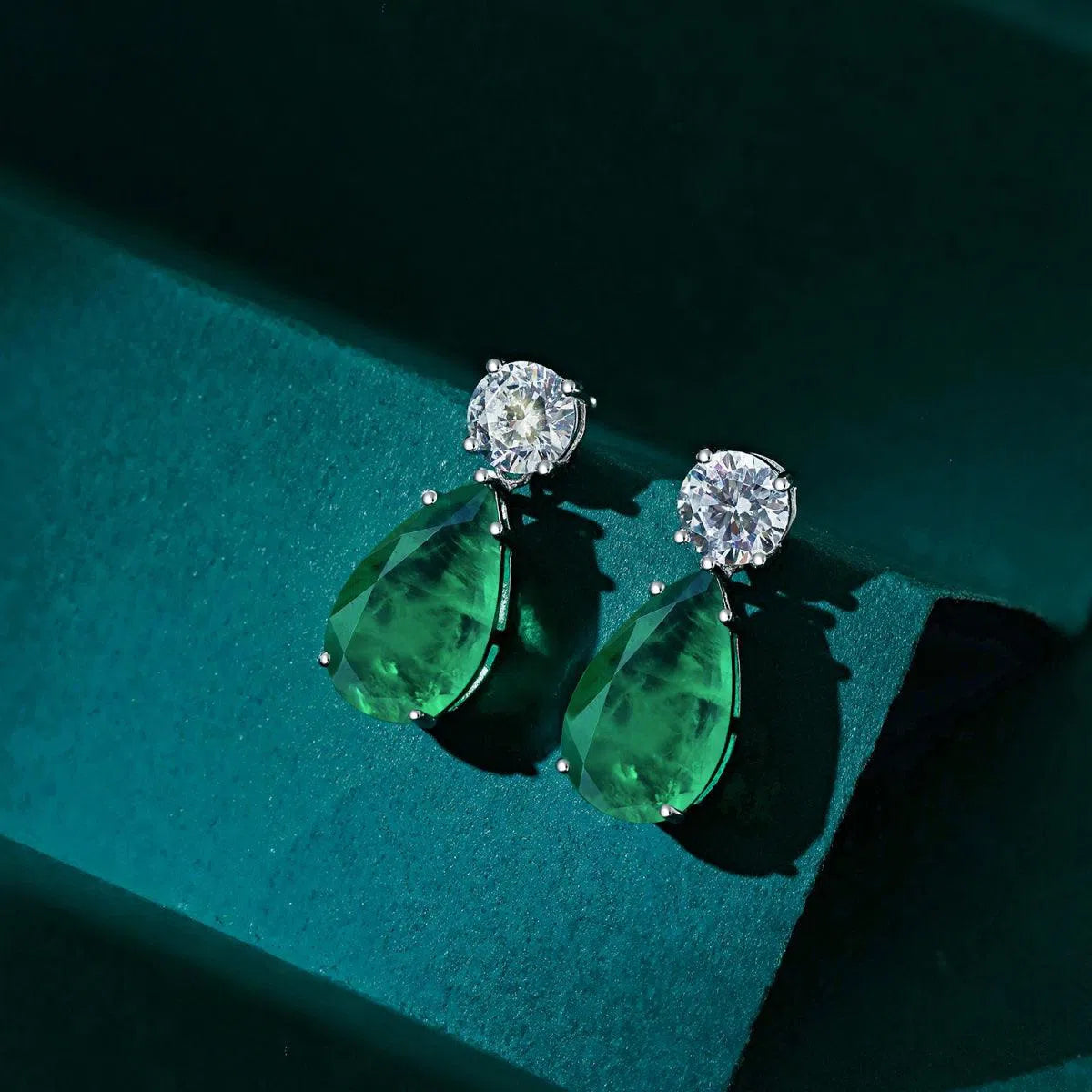 Elysara green drop earring-OrifineJewels