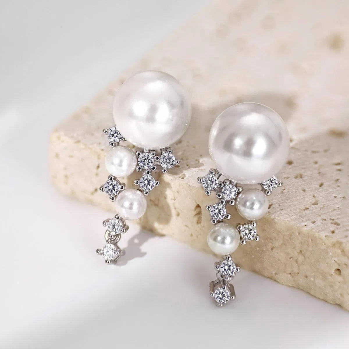 Ethiral pearl clip earring-OrifineJewels