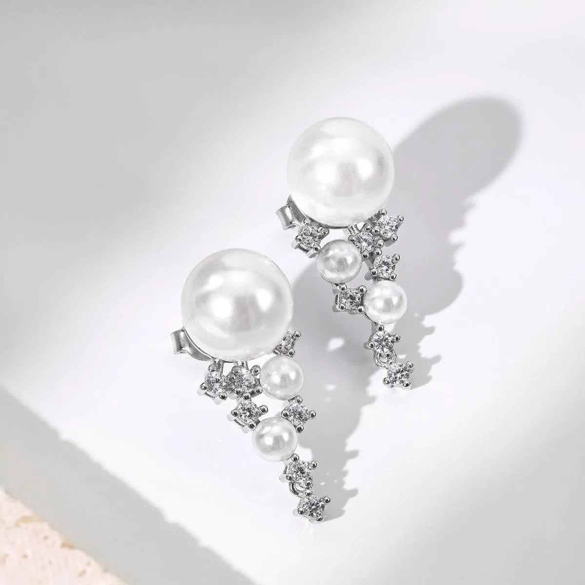 Ethiral pearl clip earring-OrifineJewels