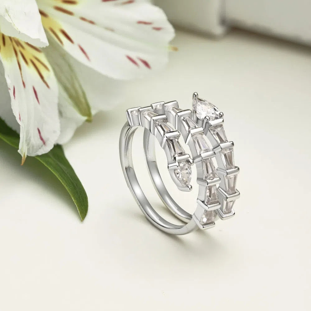 Fiora crystal spiral motif ring-OrifineJewels