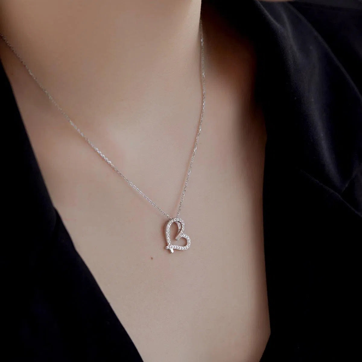 Fiora heart pendant-OrifineJewels