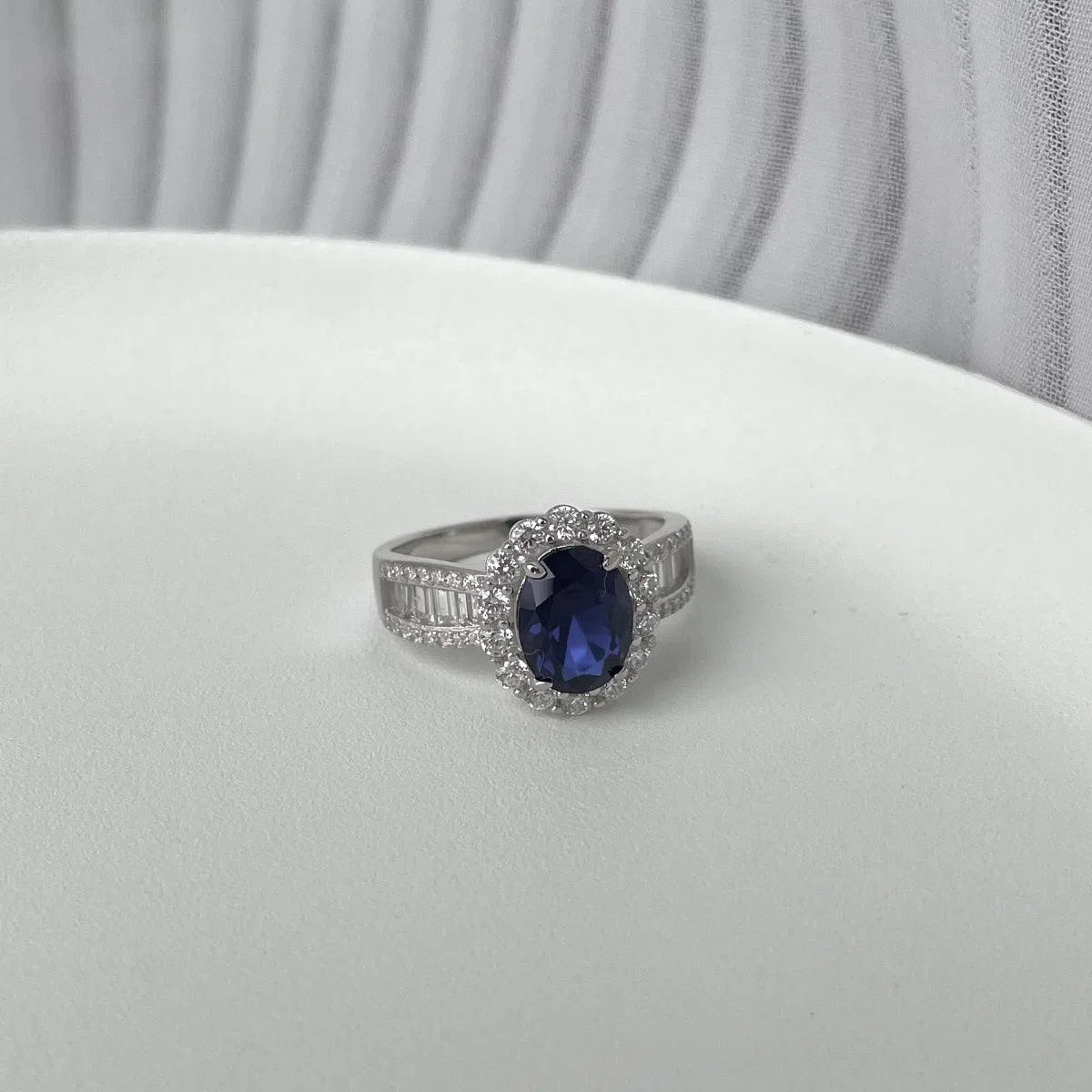 Iris blue band ring-OrifineJewels