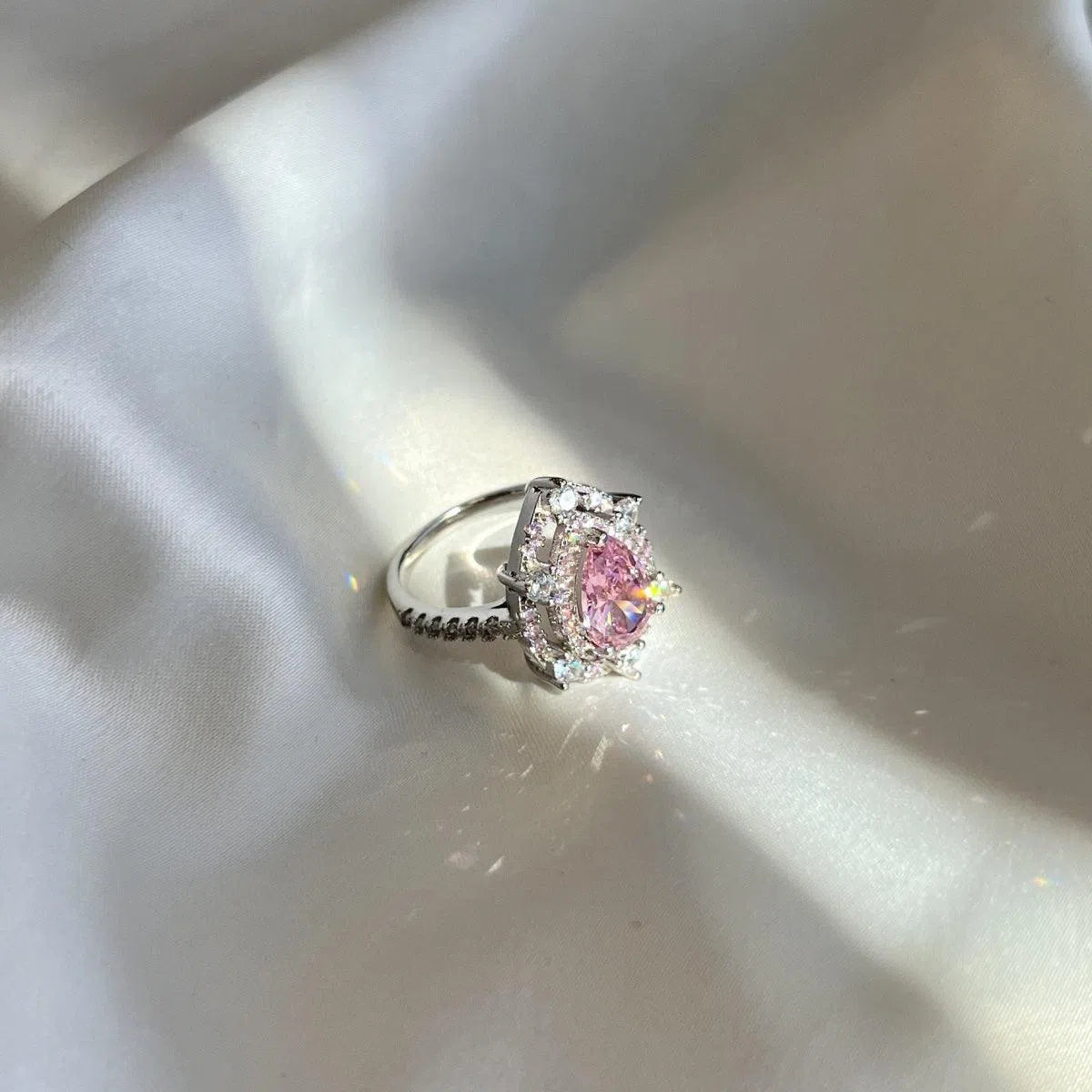 Iris pink motif ring-OrifineJewels