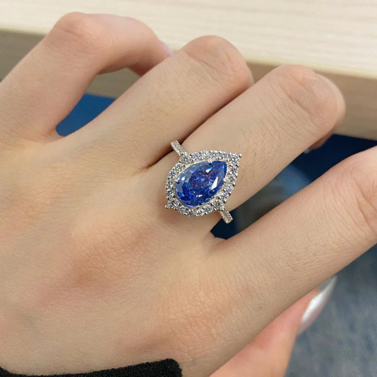 Iris tanzanite motif ring-OrifineJewels