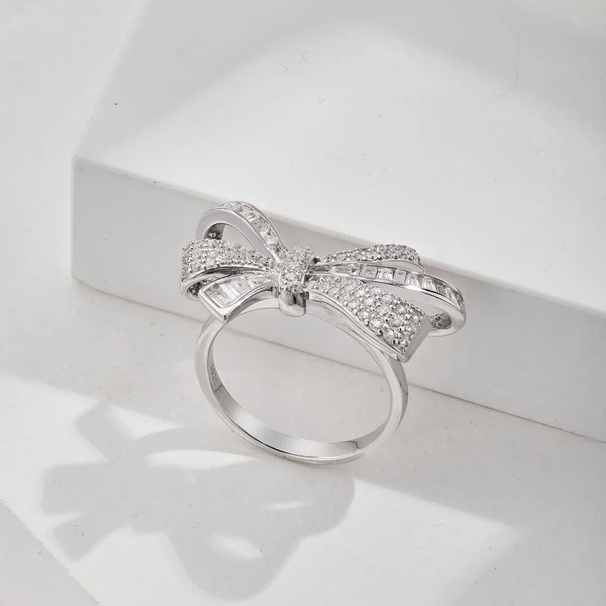 Lyria motif ring-OrifineJewels