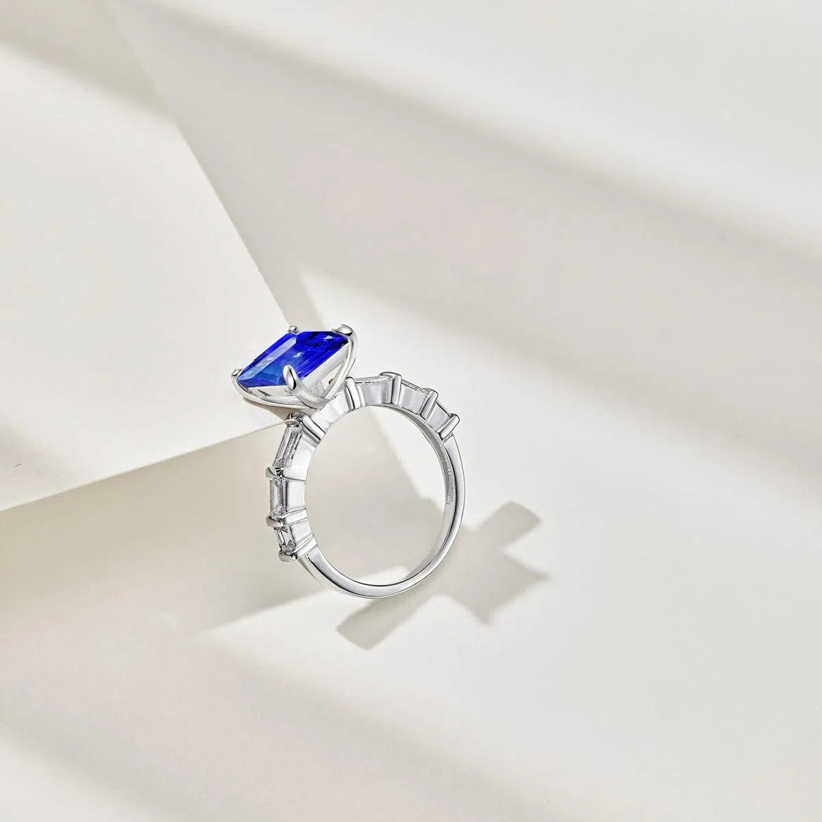 Nebula kira blue motif ring-OrifineJewels