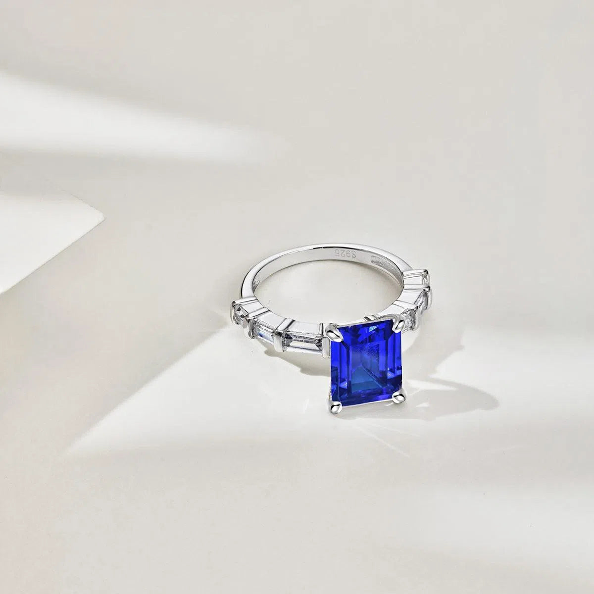 Nebula kira blue motif ring-OrifineJewels