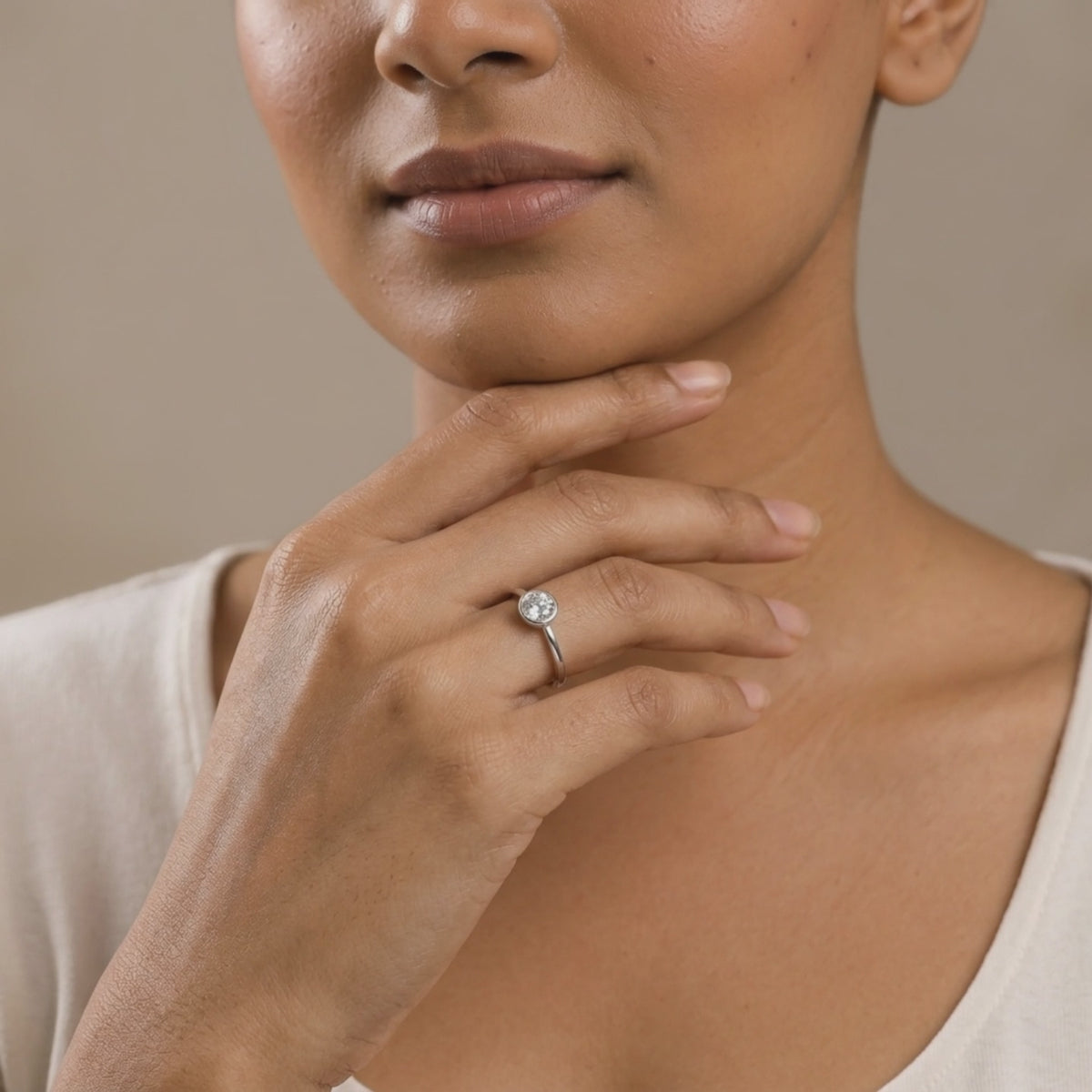 Etoile Solitaire Ring
