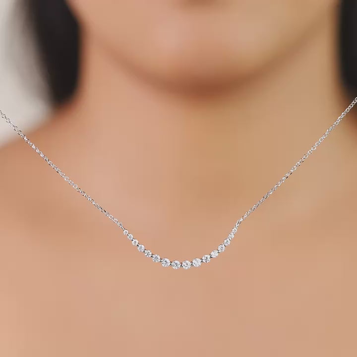 Cyra silver necklace