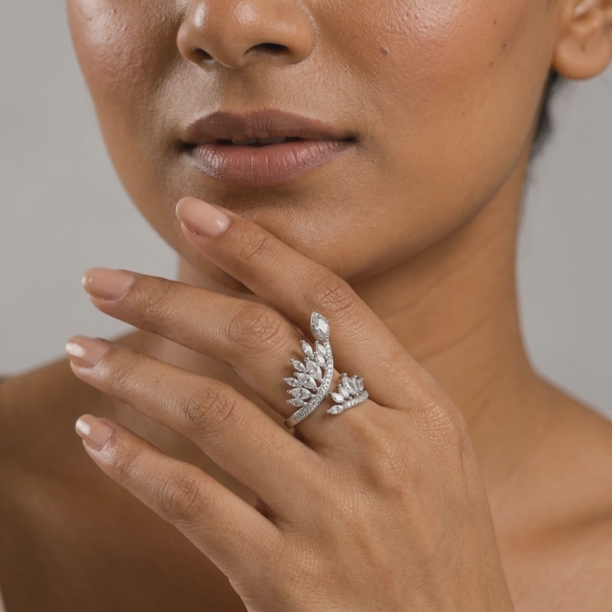 Couronne Cocktail Ring