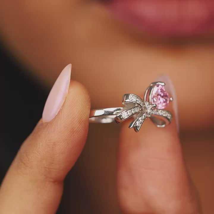 Auriel hearts pink motif ring