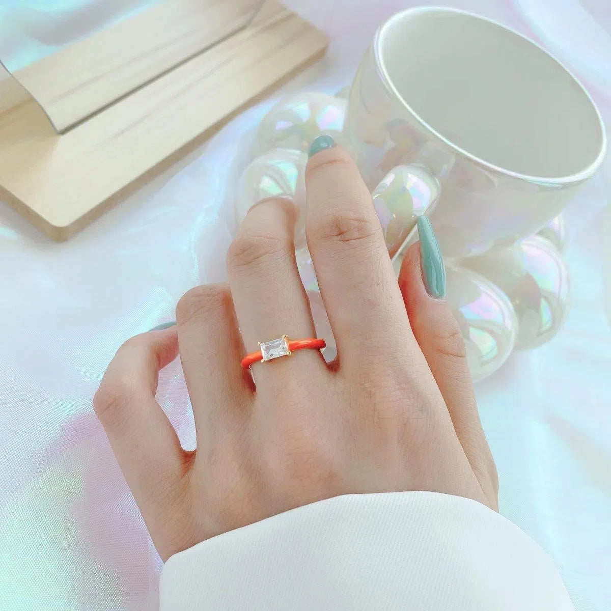 Vera enamel pink band ring-OrifineJewels