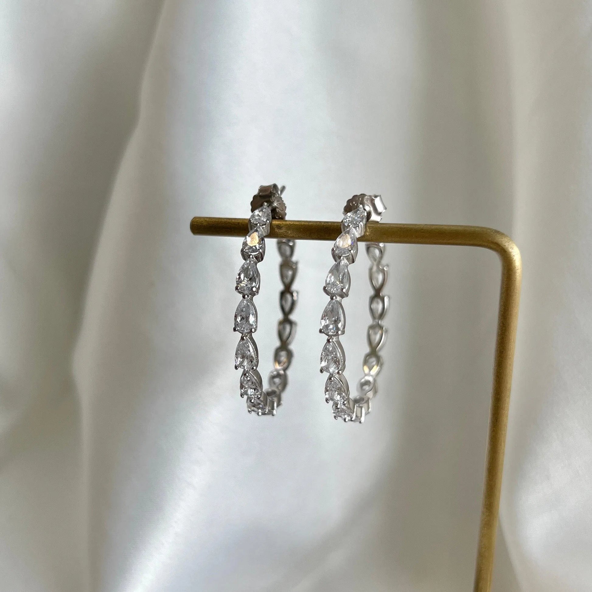 Veridian clear hoop earring-OrifineJewels